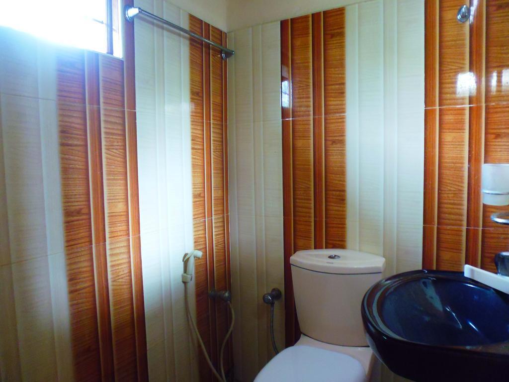 סיגירייה The Nilmini Lodge חדר תמונה