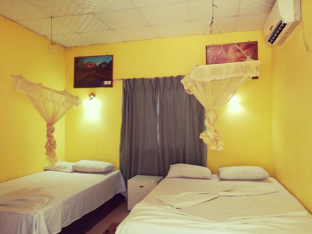 סיגירייה The Nilmini Lodge מראה חיצוני תמונה