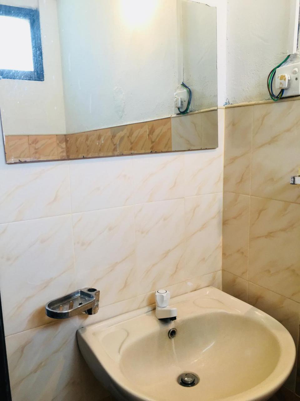 סיגירייה The Nilmini Lodge מראה חיצוני תמונה