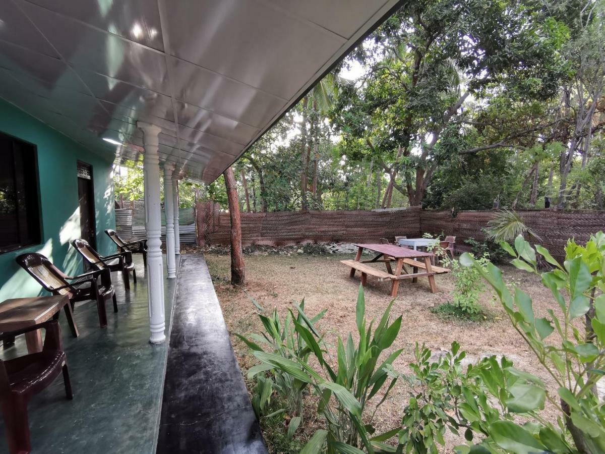 סיגירייה The Nilmini Lodge מראה חיצוני תמונה